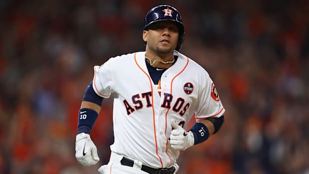 gurriel-worldseries-game3.jpg